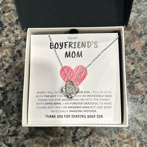 To my boyfriends mom - Necklace